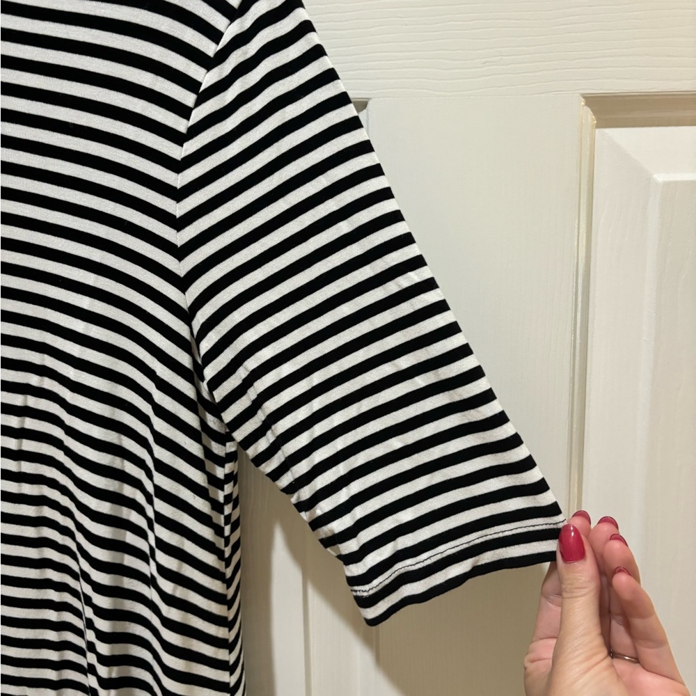 Old Navy Black and White Striped Dress - Picture 2 of 3